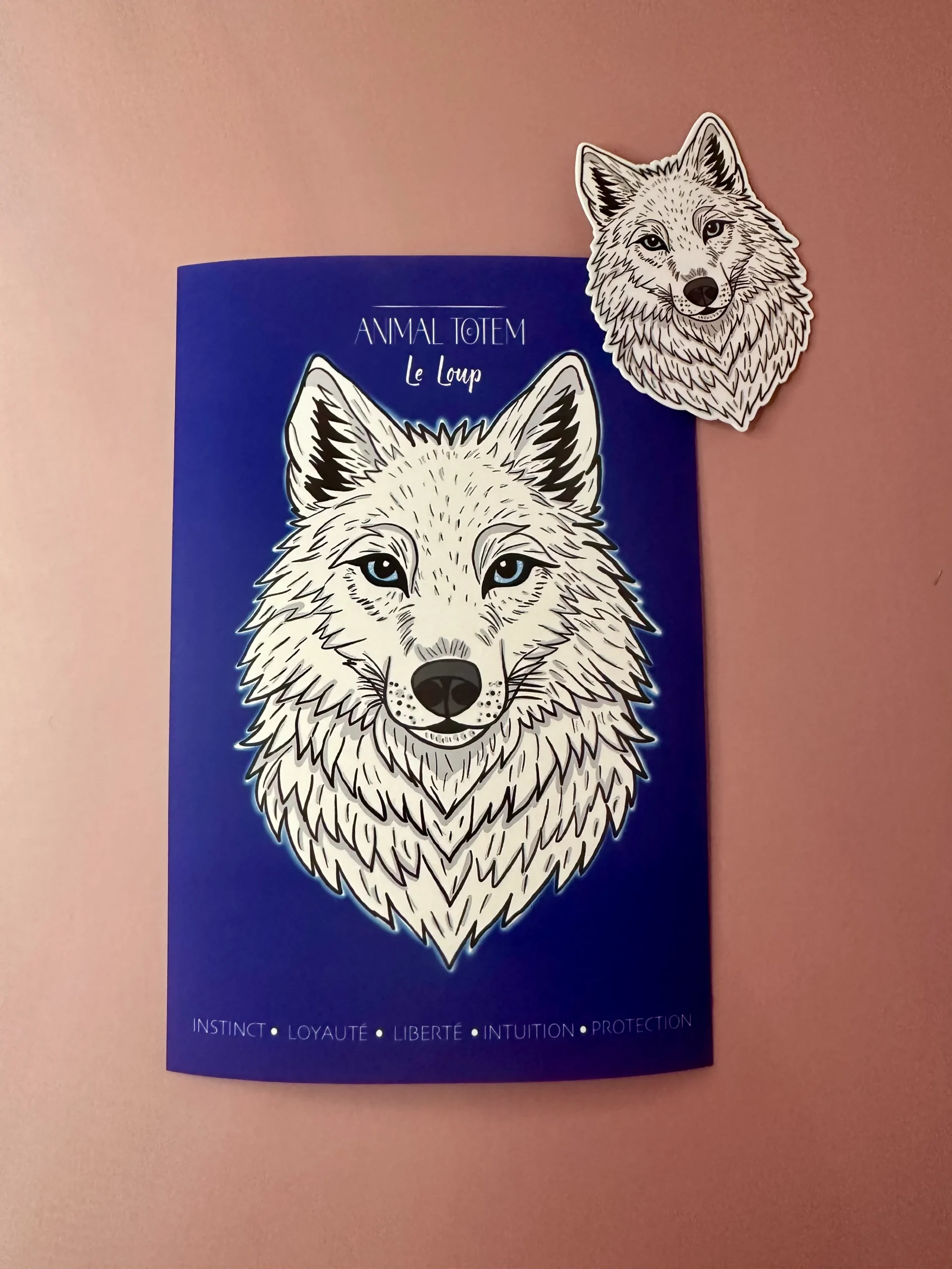 Pack carte A6 et sticker loup Ayko animal totem illustration soft but savage